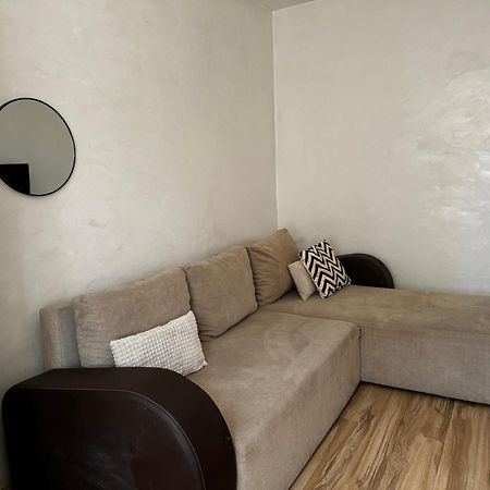 Ni Best Location - Modern Flat In Heart Of City Center מראה חיצוני תמונה