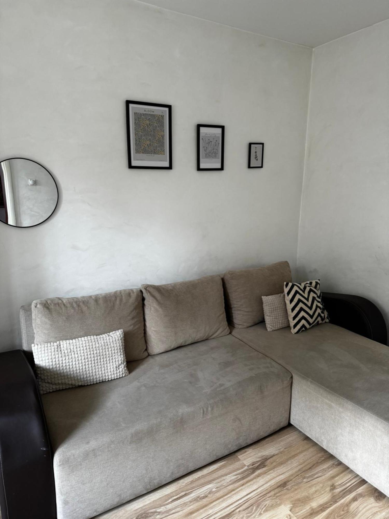 Ni Best Location - Modern Flat In Heart Of City Center מראה חיצוני תמונה
