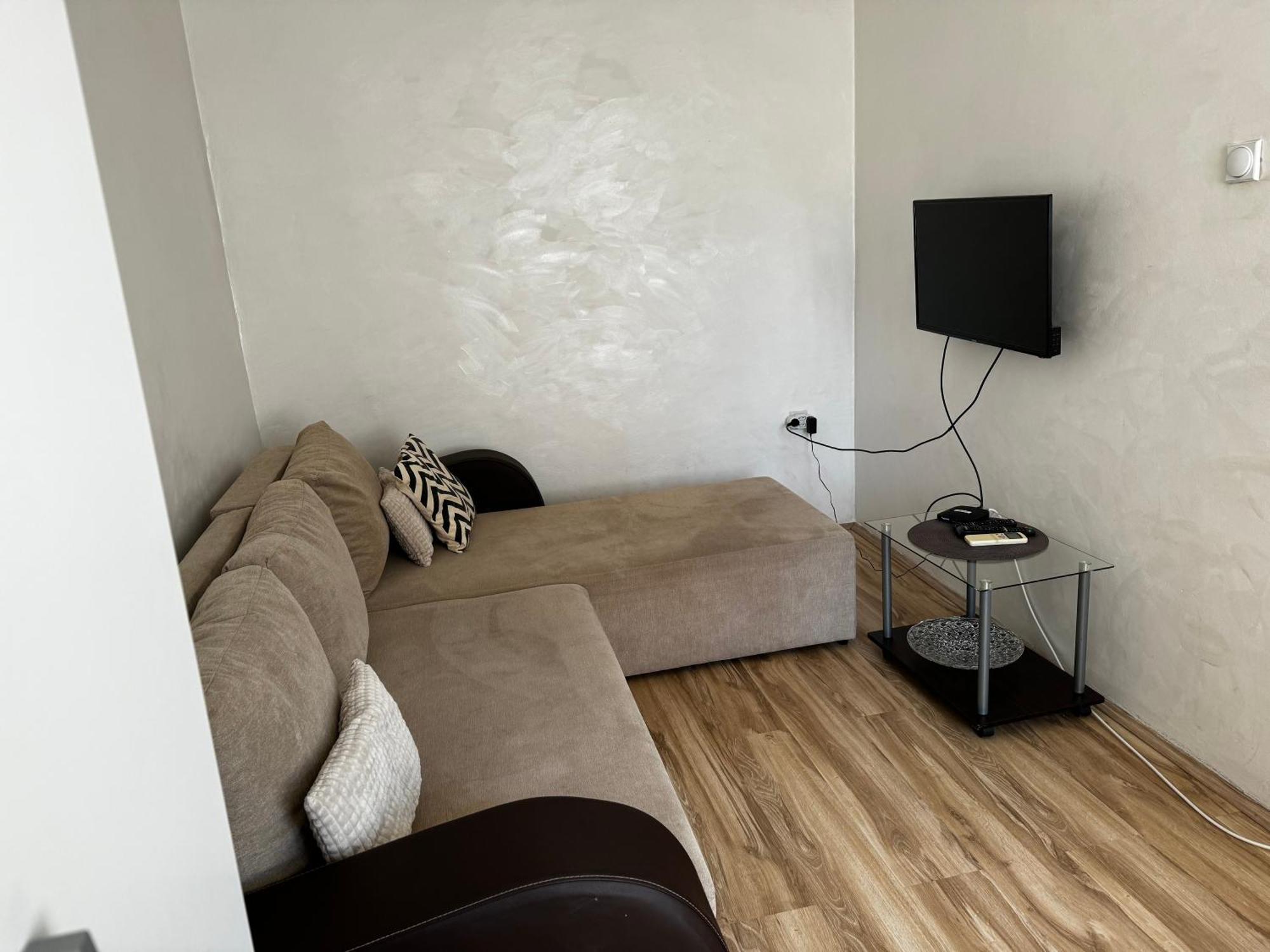 Ni Best Location - Modern Flat In Heart Of City Center מראה חיצוני תמונה